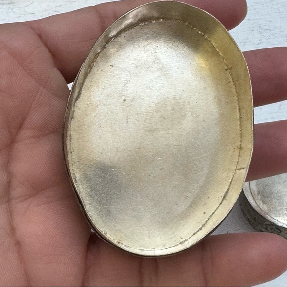 Oval Silver Tone Trinket Box Vintage Blue and White Glossy Ceramic Horse - Picture 8 of 12